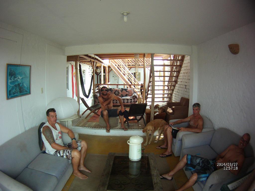 Tio Richi Surfcamp Albergue Punta Hermosa Exterior foto